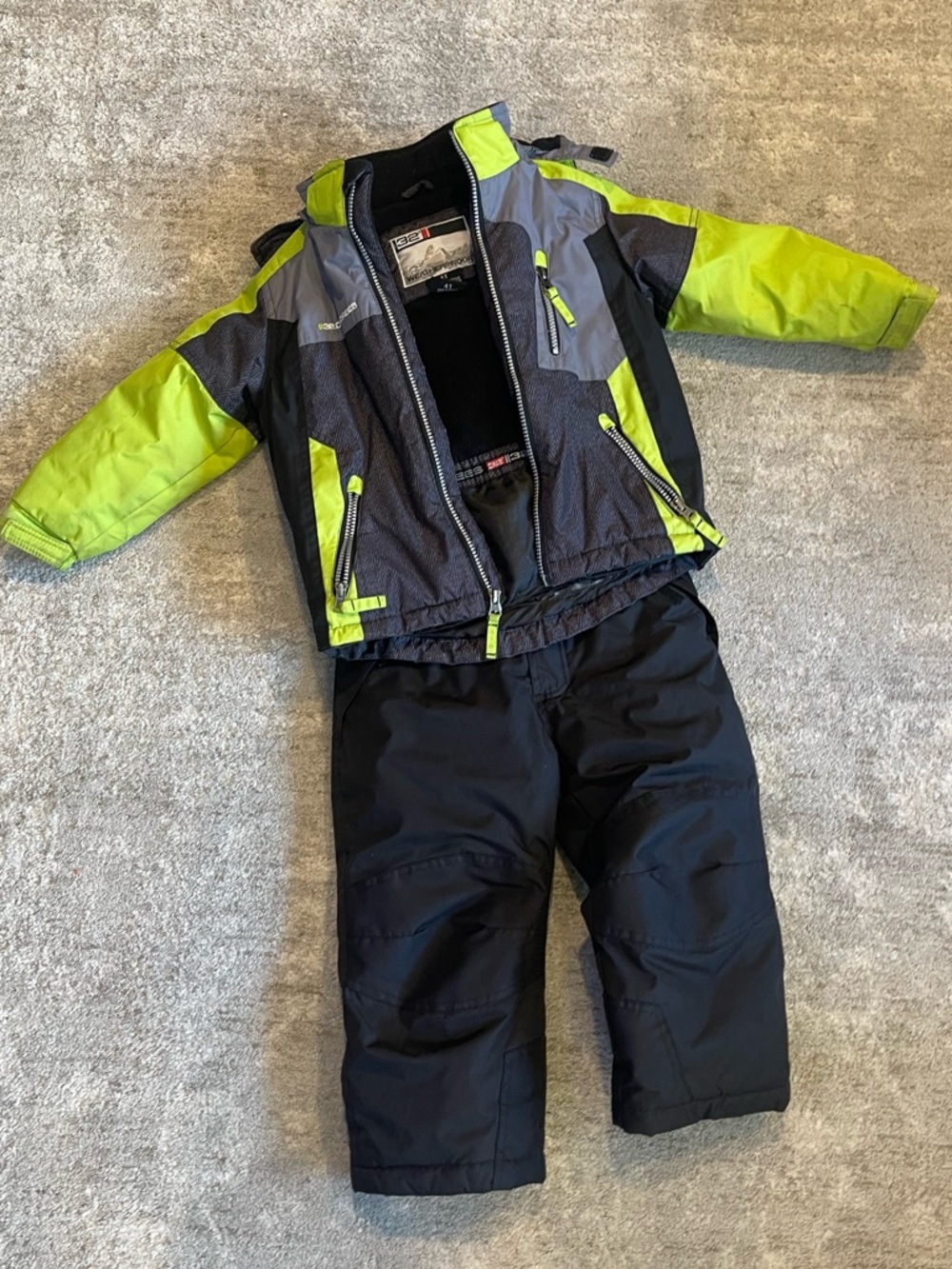 32 Degrees Black Weatherproof Kids' Jacket and Snow Pants